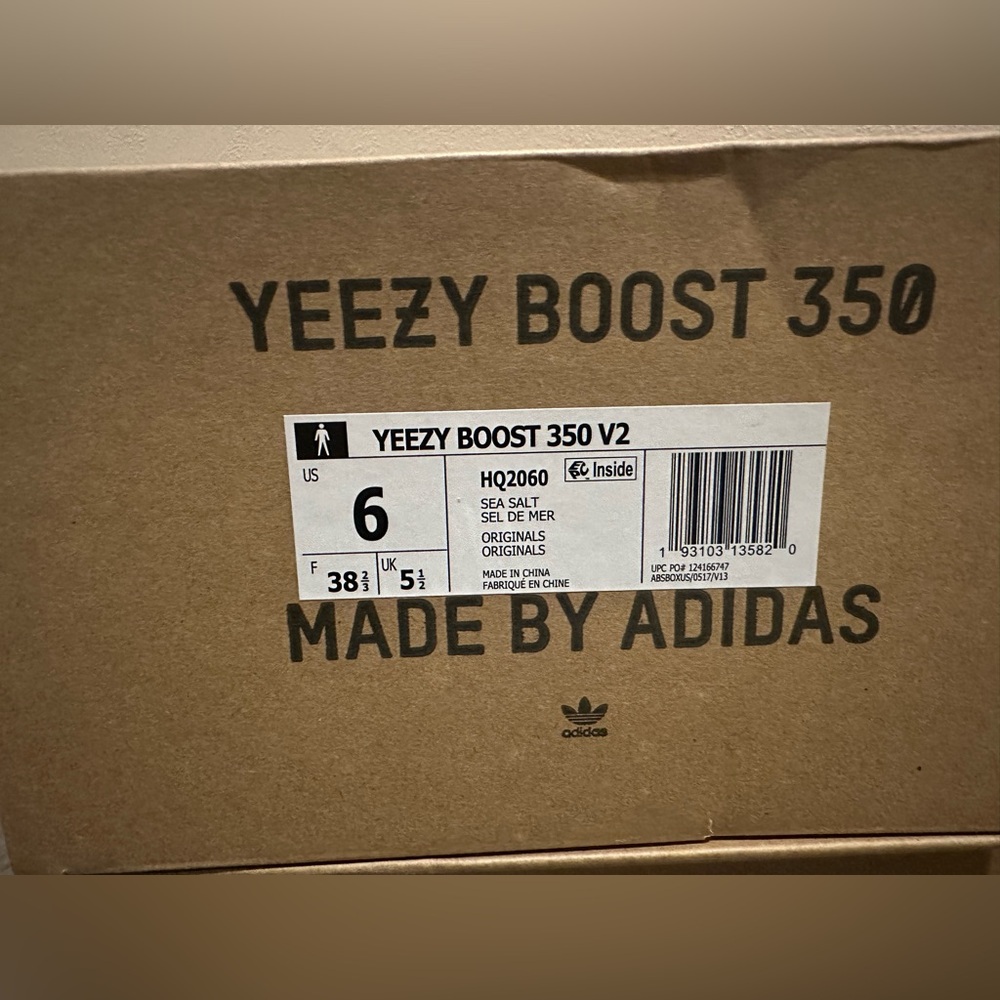 Yeezy Boost 350 V2 Sneakers - Sea Salt